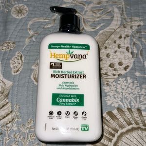 Never opened Hempvanna moisturizer 17 fl ounce helps joint pain and moisturizer